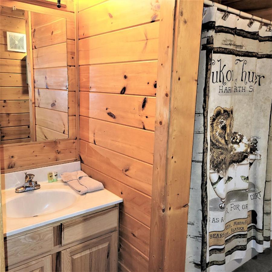 Skinny Dippin'-River Front- Free Tickets-Dog Friendly-Sleeps 6 Pigeon Forge Dış mekan fotoğraf